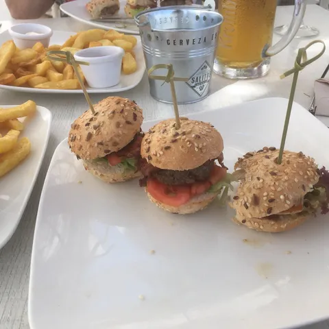 Mile Restaurant - Image 1