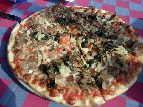 Bella Italia - Image 1
