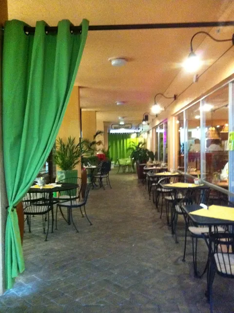 Skye Restaurant & Bar - Image 1