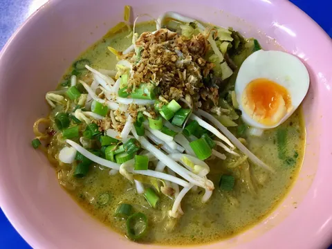 Soi 38 - Image 1