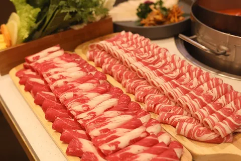 Chongqing Qiqi Hot Pot - Image 1