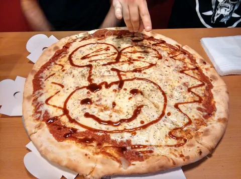 Mr. Pizza - Image 1
