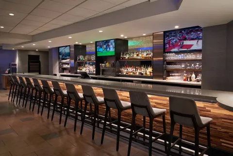 Sportsnet Grill - Image 1