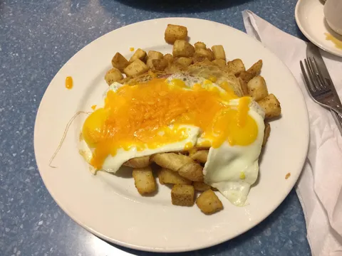 Fran's Restaurant & Bar - Image 1