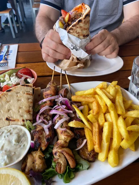 Mythos Gr Gyros Bar - Image 1