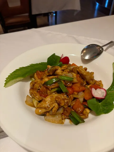 Arun's Thai - Image 1