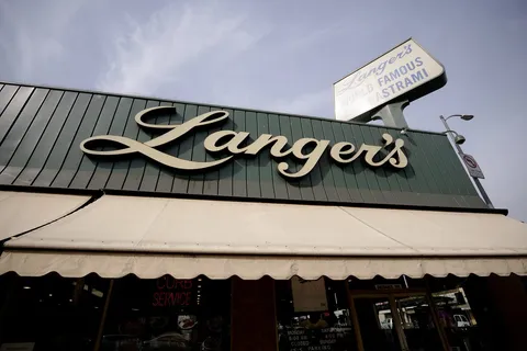 Langer’s Delicatessen - Image 1