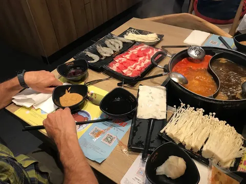 呷哺呷哺(邢台天一廣場店) - Image 1