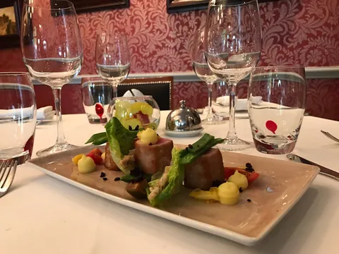Level Four Restaurant - Image 1