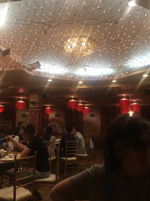 Pearl Restaurant - Image 1