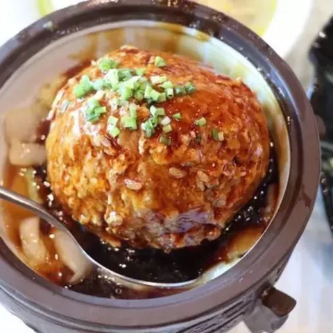 Shizilou Restaurant - Image 1