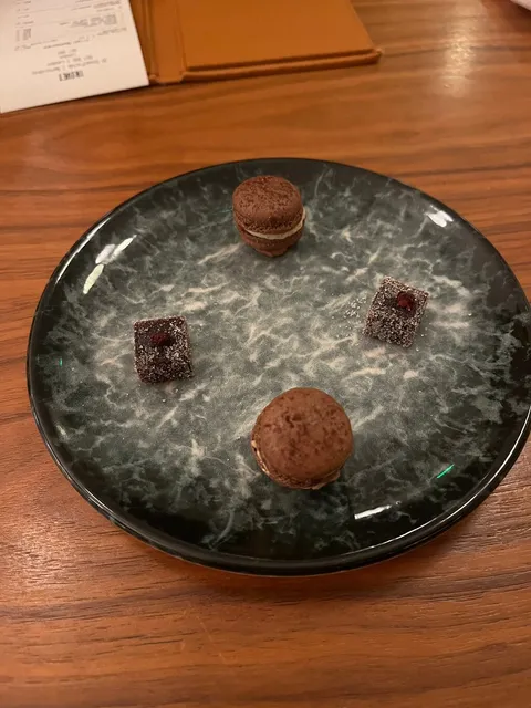 Trivet - Image 1