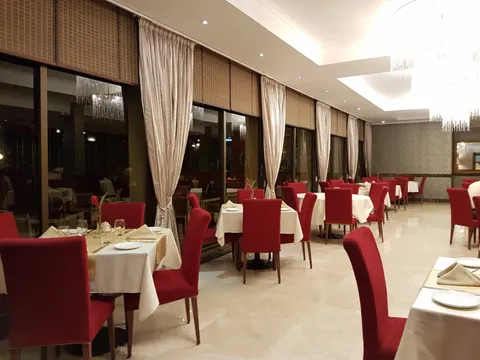 The Alcove Restaurant - Image 1