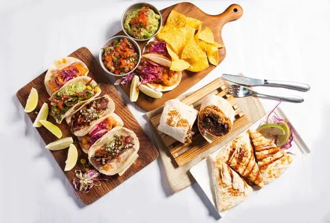 Papi's Tacos - Image 1