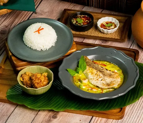 Tossakan Thai Curry House - Image 1