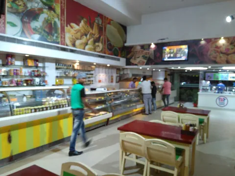PANDIT HOTEL - Image 1
