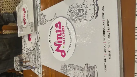 Nini's Kitchen - Image 1