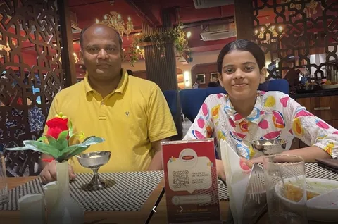 Moti Mahal Delux Restaurant - Image 1