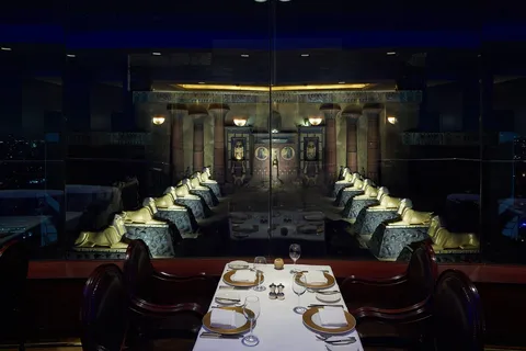 revolving restaurant - Image 1