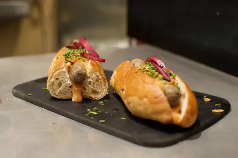 L’Avant Comptoir - Image 1