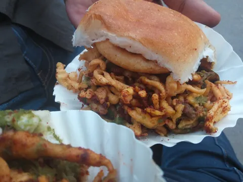 Ashok Vada Pav - Image 1