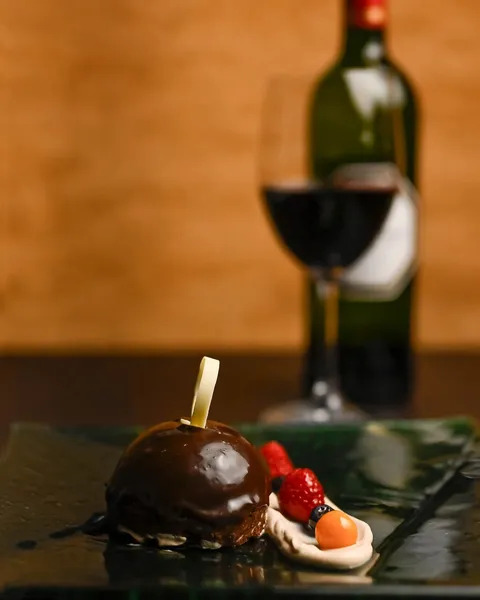 Tatu Restaurant By Fairmont - Image 1