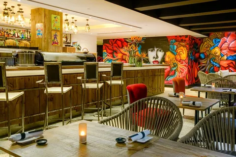 Hero Restaurant - Image 1