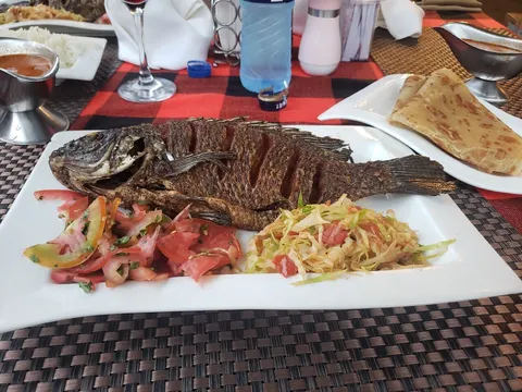 Mama Oliech Restaurant - Image 1