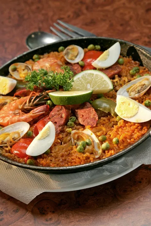 Ilustrado - Image 1