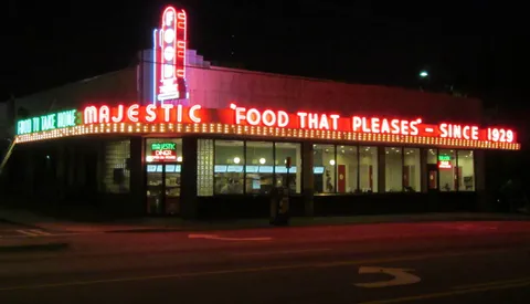 Majestic Diner - Image 1