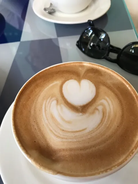 Urth Caffe - Image 1