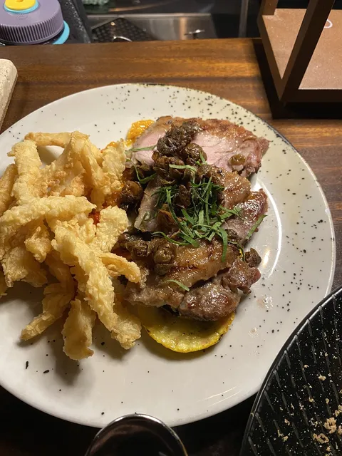 La Bottega Enoteca - Image 1