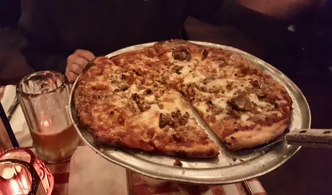 Sonny's Pizza - Image 1