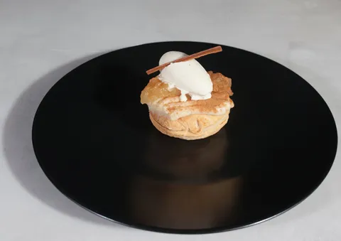  FOURTEEN RESTAURANT - Image 1