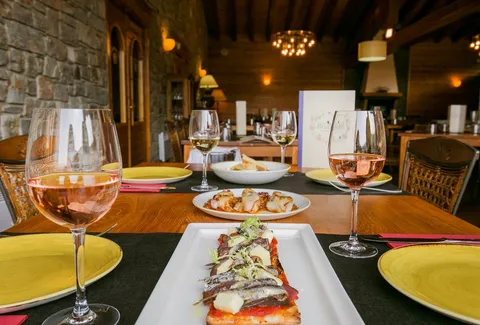  Restaurante Roc de les Bruixes - Image 1