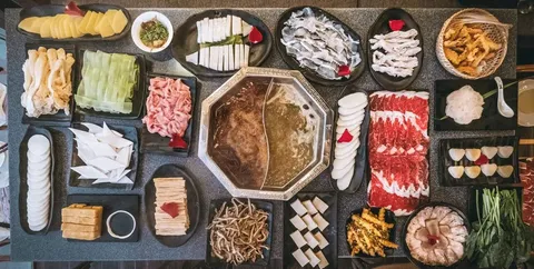 Nine Squares Restaurant - Image 1