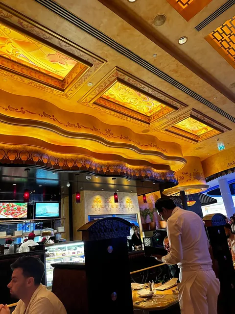  The Cheesecake Factory - Image 1