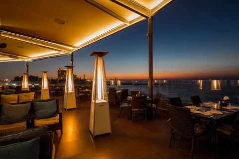  Al Roof Restaurant And Cafe - Image 1