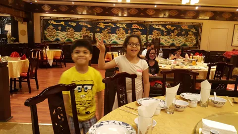  CHINESE PALACE - Image 1