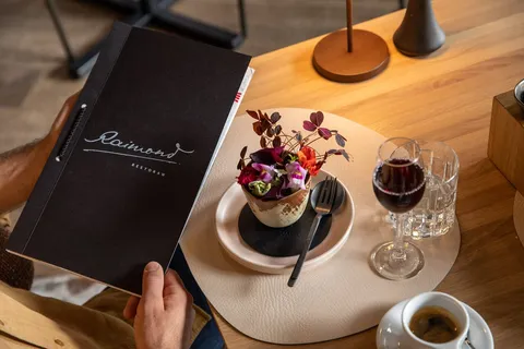  Restaurant Raimond - Image 1