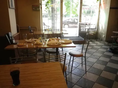  Peetri Pizza - Image 1
