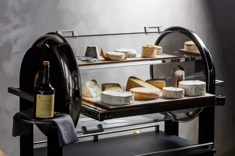  180 Degrees Restaurant - Image 1